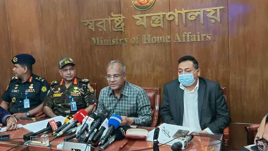 ১৩ নভেম্বর ঘিরে শক্ত অবস্থানের জন্য প্যাট্রোলিং বাড়ানো হয়েছে